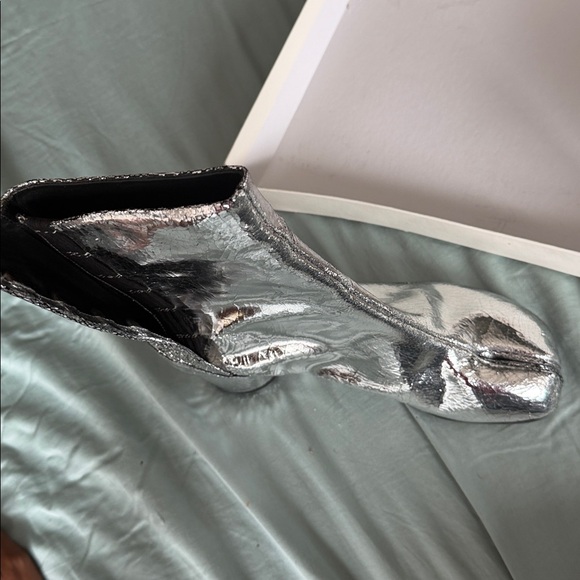 Maison Martin Margiela Silver Ankle Boots - Picture 5 of 6